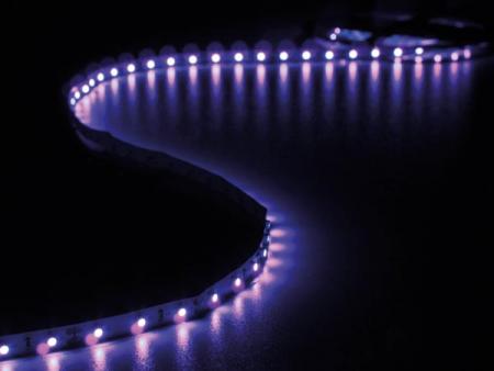 KIT mit LED Strip Streifen und Ernährung Ultraviolett 300 LEDS 5 m 12V - Vellight