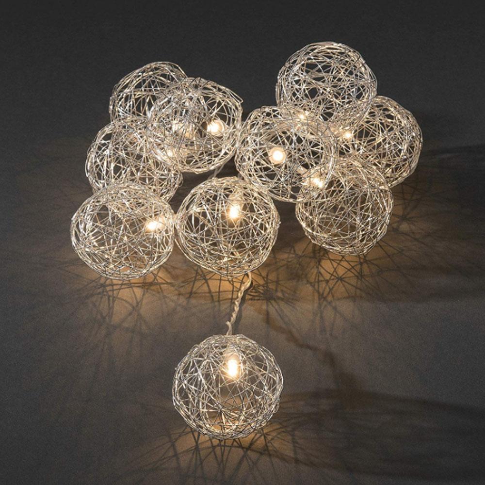 Lichtergirlande - LED-Weihnachtsbeleuchtung - 16 Lichter - 2,25 Meter - warmweiß - 3x AA