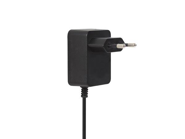 AC/DC UNIVERSELE VOEDING 18 VDC 1 A 18 W ANSCHLUSS (2,1 x 5,5 mm) - HQ-Power