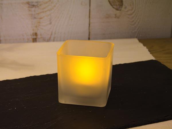 Echtes Kerzenlicht LED - quadratisches Modell - 7,5 cm - Batterien nicht enthalten - Velleman