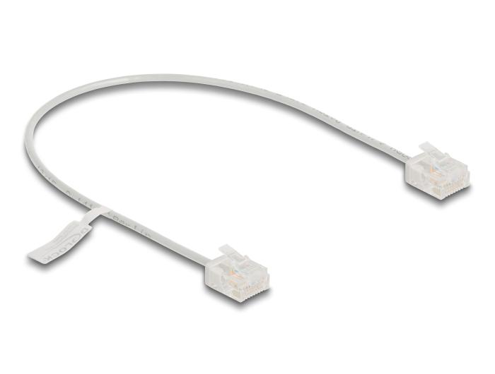 Delock RJ45 Netzwerkkabel Cat.6 UTP Ultra Slim 0,3 m grau mit kurzen Steckern